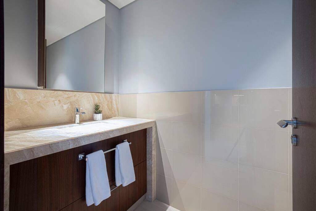 Magnificent Brand New Lux 3Br Burj & Fountain View Appartement Dubai Buitenkant foto